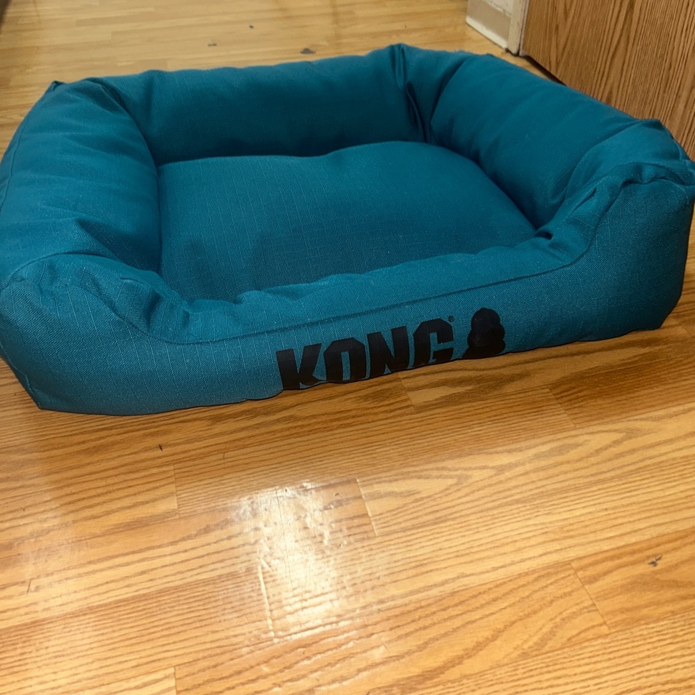KONG Blue medium sized dog bed